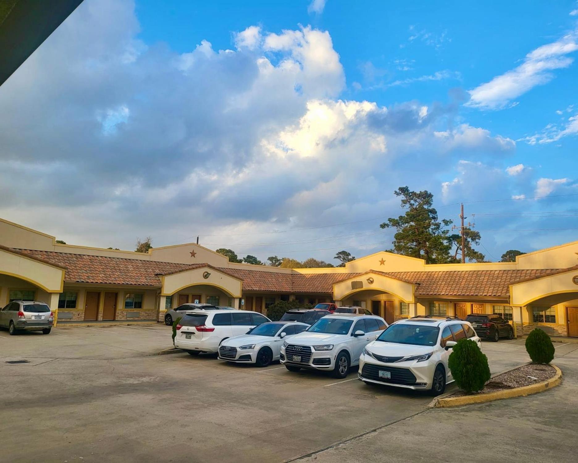 Crystal Inn Louetta Kültér fotó
